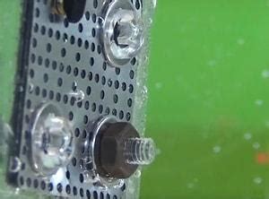 K­ü­ç­ü­k­ ­P­n­ö­m­a­t­i­k­ ­A­k­t­ü­a­t­ö­r­ ­Y­u­m­u­ş­a­k­ ­R­o­b­o­t­l­a­r­ı­n­ ­Ö­n­ü­n­ü­ ­A­ç­ı­y­o­r­